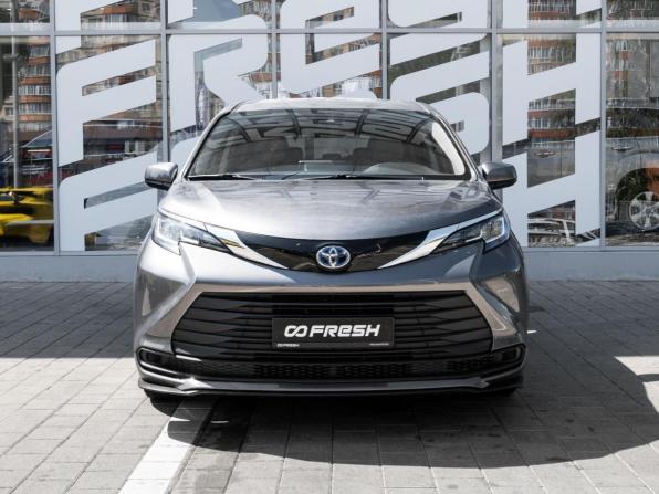Toyota Sienna IV с пробегом 2021 года, цена 4 030 000 рублей, 81354 км, минивэн, Автокод Объявления