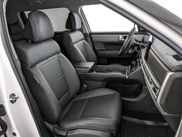 Hyundai Santa Fe IV Рестайлинг с пробегом 2023 года, цена 4 450 000 рублей, 38630 км, внедорожник, Автокод Объявления