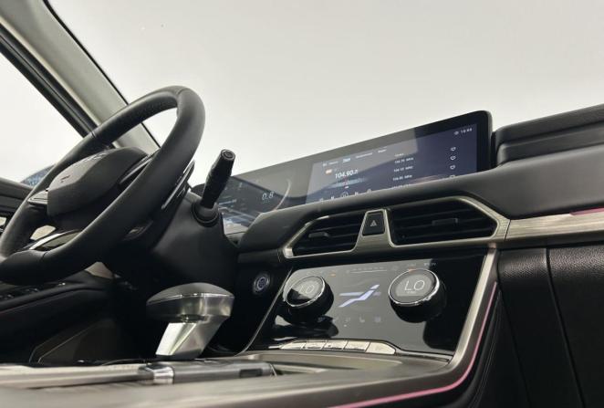 Exeed TXL I Рестайлинг с пробегом 2023 года, цена 2 500 000 рублей, 86783 км, внедорожник, Автокод Объявления