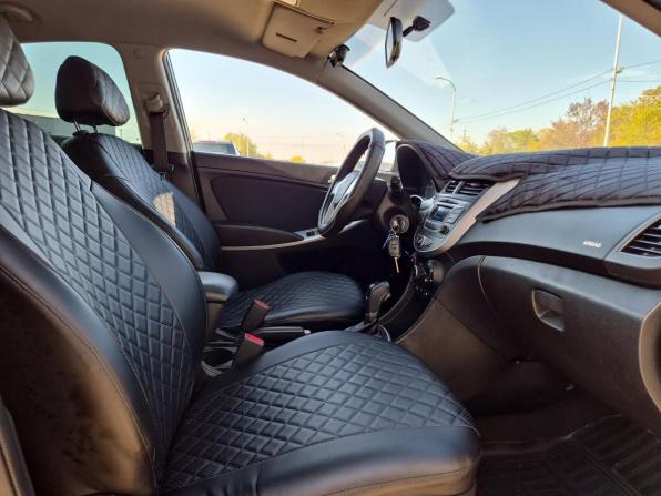 Hyundai Solaris I Рестайлинг с пробегом 2014 года, цена 797 000 рублей, 109855 км, седан, Автокод Объявления