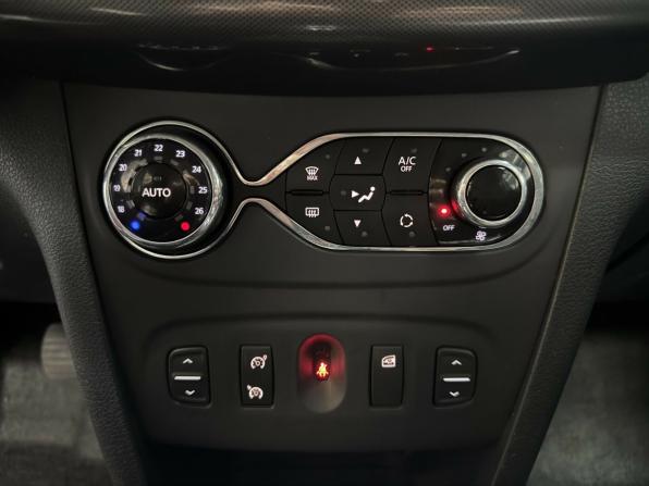 Renault Logan II Рестайлинг с пробегом 2020 года, цена 1 150 000 рублей, 108221 км, седан, Автокод Объявления