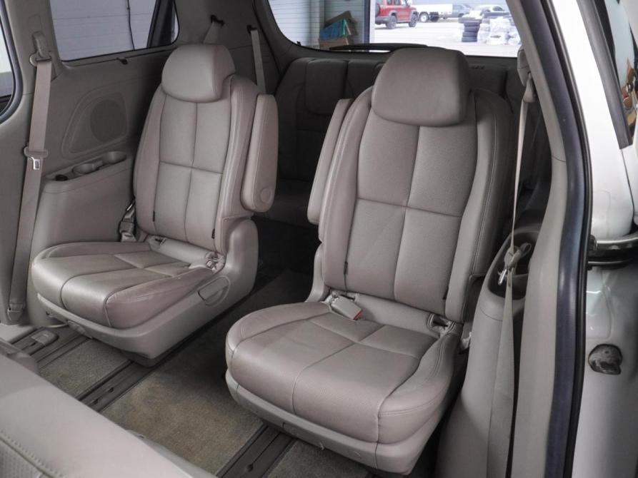 Kia Carnival III Воронеж  - изображение 13