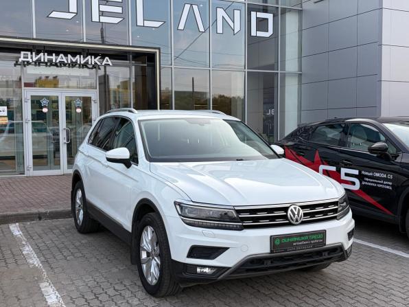 Volkswagen Tiguan II с пробегом 2018 года, цена 2 900 000 рублей, 82760 км, внедорожник, Автокод Объявления