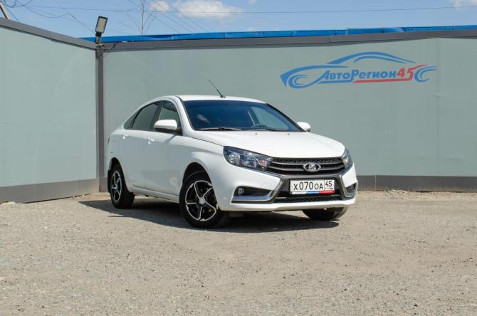 Lada (ВАЗ) Vesta I с пробегом 2022 года, цена 1 096 000 рублей, 66000 км, седан, Автокод Объявления