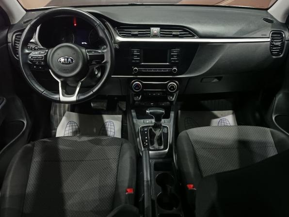 Kia Rio IV Рестайлинг с пробегом 2020 года, цена 1 649 000 рублей, 83500 км, хэтчбек, Автокод Объявления