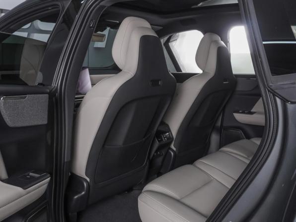 Volvo XC70 III с пробегом 2025 года, цена 7 250 000 рублей, 11168 км, внедорожник, Автокод Объявления