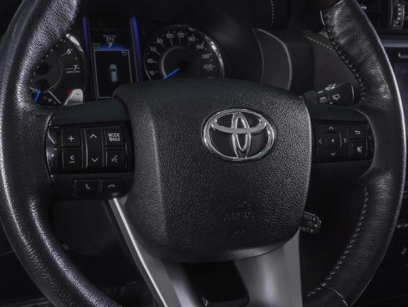 Toyota Fortuner II с пробегом 2018 года, цена 2 900 000 рублей, 139989 км, внедорожник, Автокод Объявления