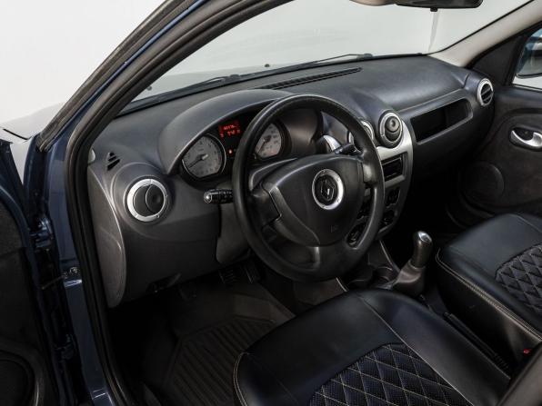 Renault Logan I Рестайлинг с пробегом 2011 года, цена 400 000 рублей, 186978 км, седан, Автокод Объявления
