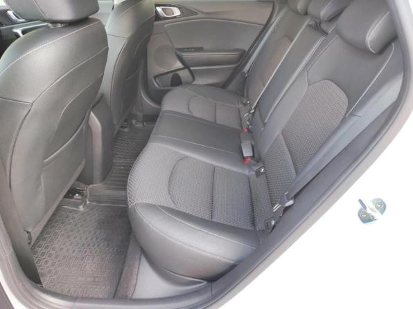 Kia Ceed III с пробегом 2021 года, цена 2 319 200 рублей, 27880 км, хэтчбек, Автокод Объявления