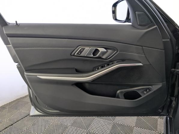 BMW 3 серии VII (G2x) с пробегом 2020 года, цена 3 645 000 рублей, 44998 км, седан, Автокод Объявления