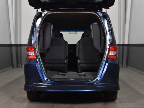Honda Freed I с пробегом 2010 года, цена 619 995 рублей, 499119 км, компактвэн, Автокод Объявления