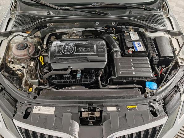 Skoda Octavia III (A7) Рестайлинг с пробегом 2017 года, цена 1 799 000 рублей, 173154 км, универсал, Автокод Объявления