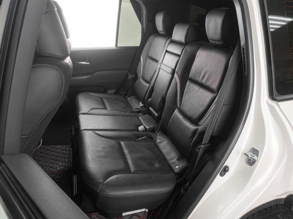 Toyota Land Cruiser 300 Series с пробегом 2021 года, цена 10 599 000 рублей, 86012 км, внедорожник, Автокод Объявления