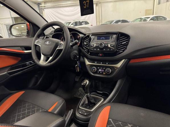 Lada (ВАЗ) Vesta I с пробегом 2018 года, цена 819 000 рублей, 85478 км, универсал, Автокод Объявления