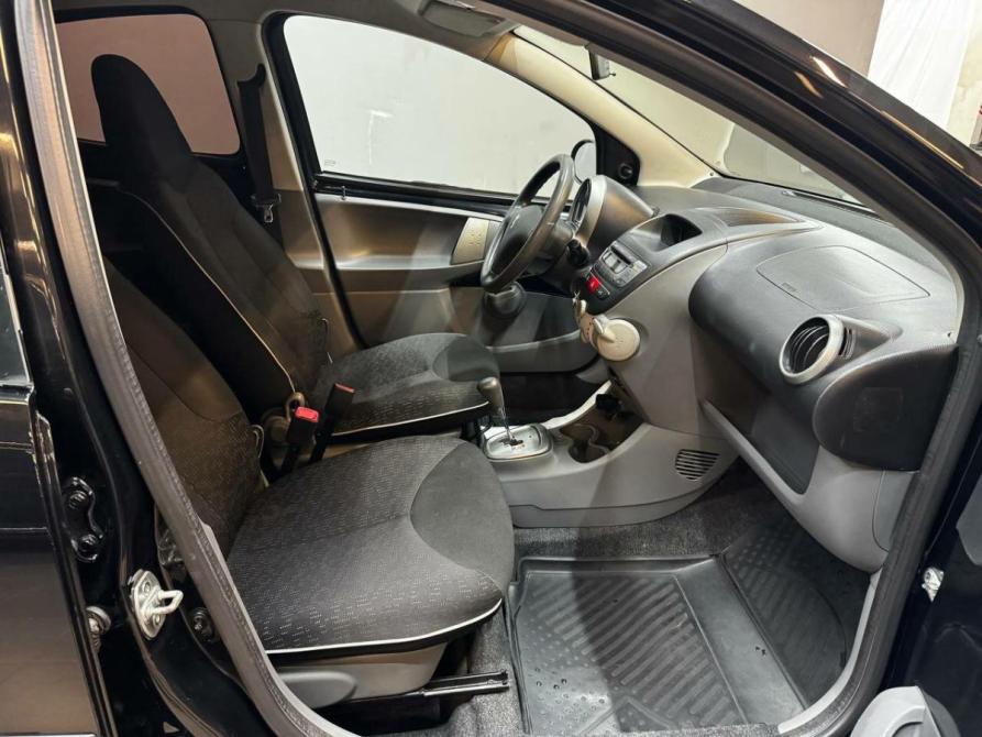 Peugeot 107 I Рестайлинг Красноярск  - изображение 13