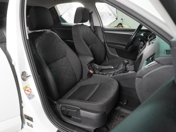 Skoda Octavia III (A7) Рестайлинг с пробегом 2019 года, цена 2 289 000 рублей, 62545 км, лифтбек, Автокод Объявления