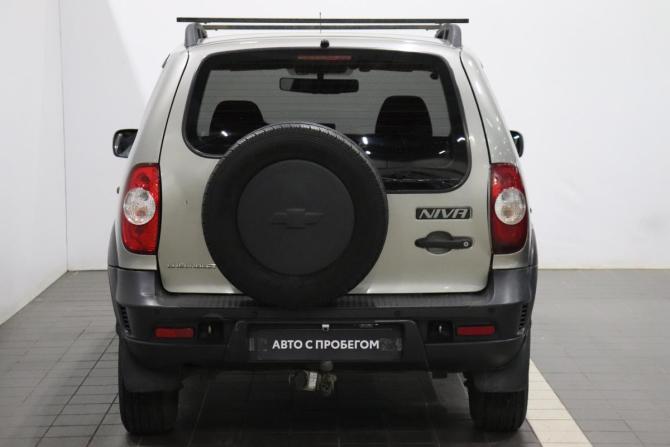 Chevrolet Niva I Рестайлинг с пробегом 2012 года, цена 397 000 рублей, 115536 км, внедорожник, Автокод Объявления