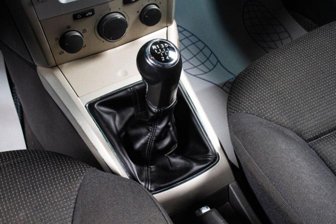 Opel Astra H Рестайлинг с пробегом 2007 года, цена 399 000 рублей, 240000 км, хэтчбек, Автокод Объявления