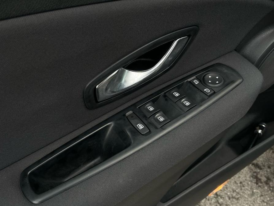 Renault Fluence I Санкт-Петербург  - изображение 19