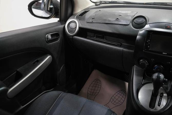 Mazda Demio III (DE) с пробегом 2008 года, цена 499 000 рублей, 261920 км, хэтчбек, Автокод Объявления