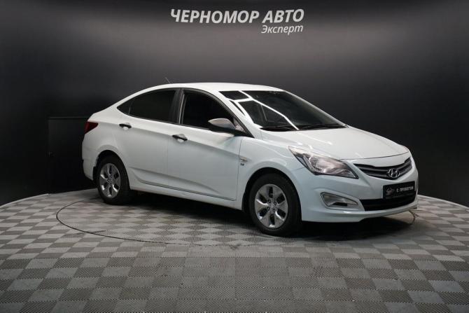 Hyundai Solaris I Рестайлинг с пробегом 2015 года, цена 920 000 рублей, 250000 км, седан, Автокод Объявления