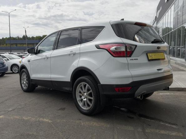 Ford Kuga II Рестайлинг с пробегом 2018 года, цена 1 757 000 рублей, 96363 км, внедорожник, Автокод Объявления