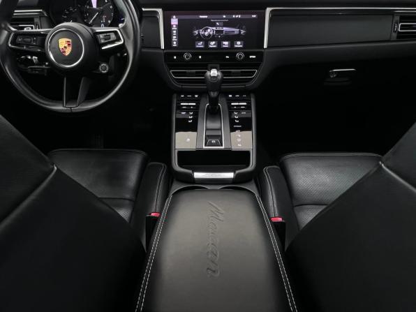 Porsche Macan I Рестайлинг 2 с пробегом 2022 года, цена 7 150 000 рублей, 55295 км, внедорожник, Автокод Объявления