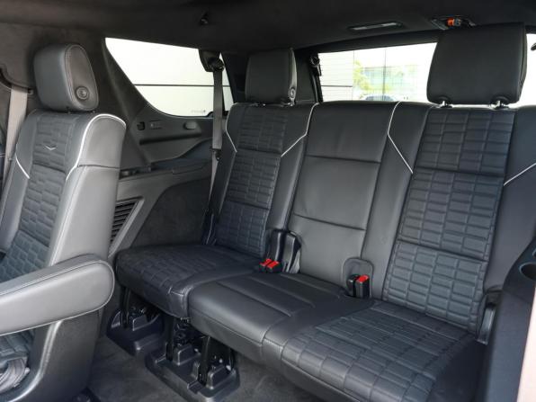 Cadillac Escalade-V I Рестайлинг с пробегом 2025 года, цена 25 000 000 рублей, 7832 км, внедорожник, Автокод Объявления