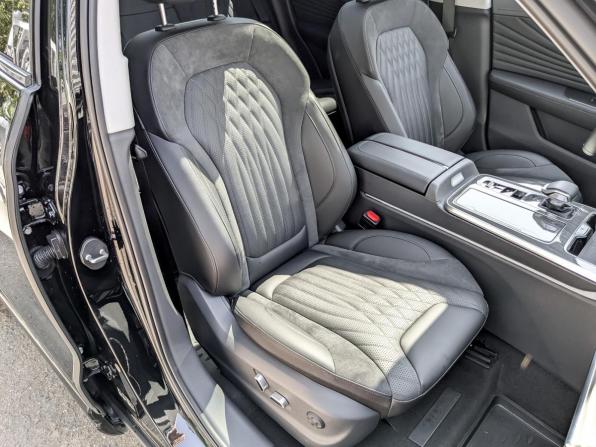 Hongqi HS5 I Рестайлинг с пробегом 2023 года, цена 3 200 000 рублей, 12309 км, внедорожник, Автокод Объявления