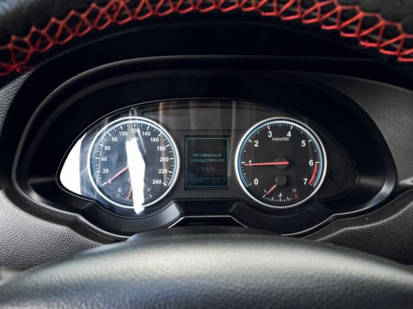Brilliance V5 I с пробегом 2015 года, цена 575 000 рублей, 170277 км, внедорожник, Автокод Объявления