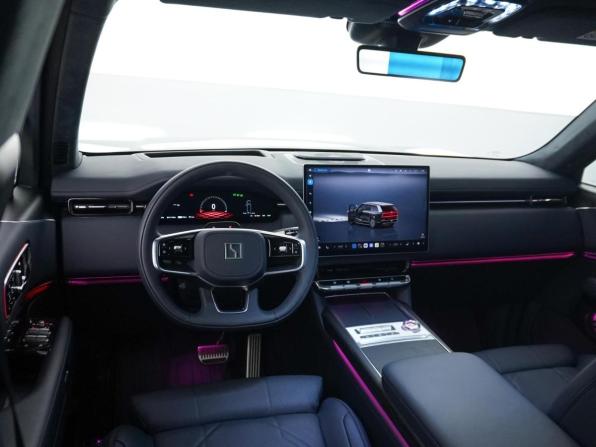 Zeekr 9X с пробегом 2025 года, цена 10 799 999 рублей, 1187 км, внедорожник, Автокод Объявления