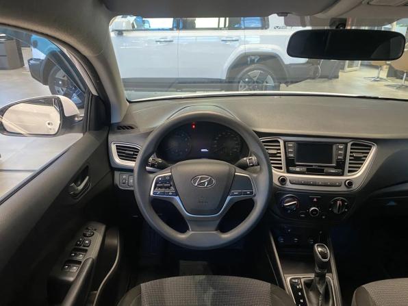 Hyundai Solaris II Рестайлинг с пробегом 2022 года, цена 1 549 000 рублей, 68300 км, седан, Автокод Объявления