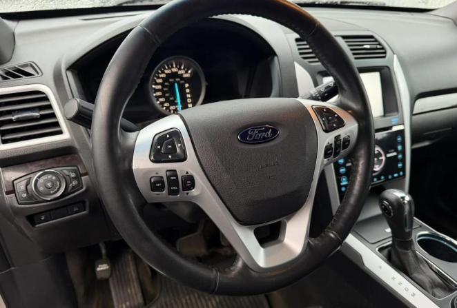 Ford Explorer V с пробегом 2012 года, цена 1 430 000 рублей, 200047 км, внедорожник, Автокод Объявления