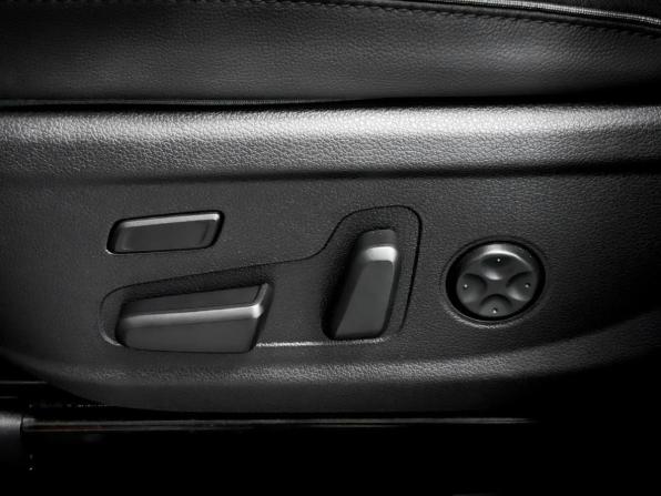 Hyundai Santa Fe IV Рестайлинг с пробегом 2021 года, цена 3 935 000 рублей, 37714 км, внедорожник, Автокод Объявления