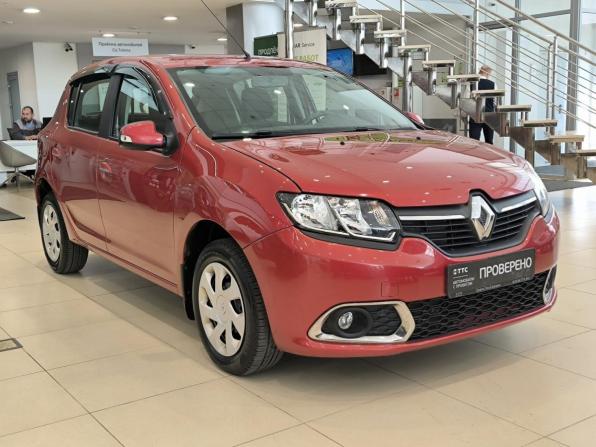 Renault Sandero II с пробегом 2018 года, цена 1 150 000 рублей, 71886 км, хэтчбек, Автокод Объявления