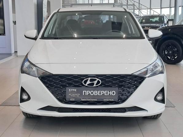 Hyundai Solaris II Рестайлинг с пробегом 2021 года, цена 1 518 000 рублей, 82122 км, седан, Автокод Объявления