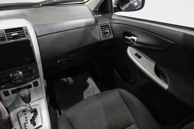 Toyota Corolla X (E140 E150) Рестайлинг с пробегом 2012 года, цена 1 049 000 рублей, 208000 км, седан, Автокод Объявления