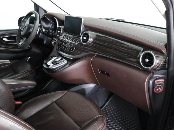 Mercedes-Benz V-Класс III (W447) с пробегом 2017 года, цена 4 250 000 рублей, 201005 км, минивэн, Автокод Объявления