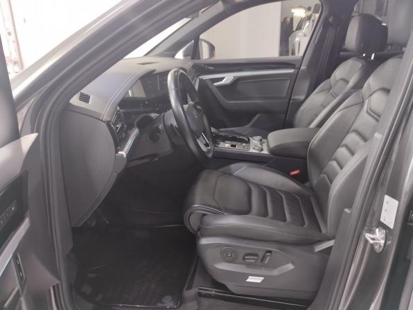 Volkswagen Touareg III с пробегом 2021 года, цена 5 900 000 рублей, 153595 км, внедорожник, Автокод Объявления