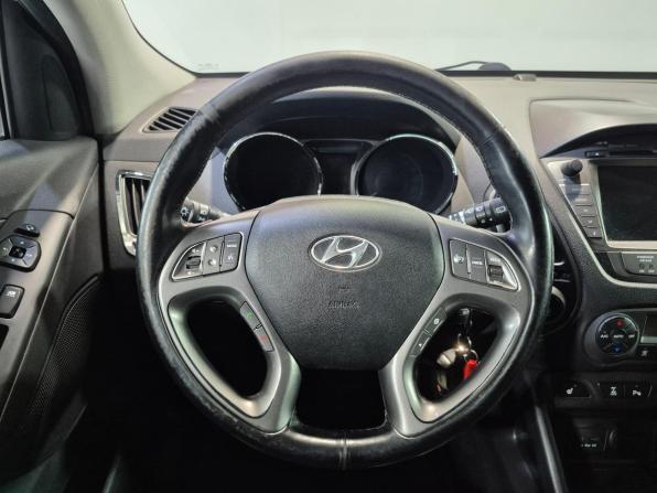 Hyundai ix35 I Рестайлинг с пробегом 2014 года, цена 1 358 000 рублей, 134000 км, внедорожник, Автокод Объявления