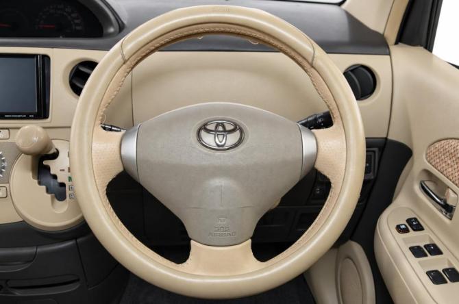Toyota Sienta I Рестайлинг 1 с пробегом 2014 года, цена 819 000 рублей, 160000 км, компактвэн, Автокод Объявления