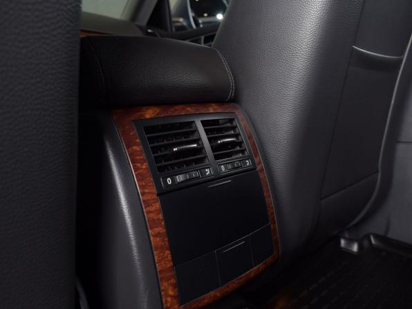 Volkswagen Touareg I Рестайлинг с пробегом 2008 года, цена 999 995 рублей, 262159 км, внедорожник, Автокод Объявления
