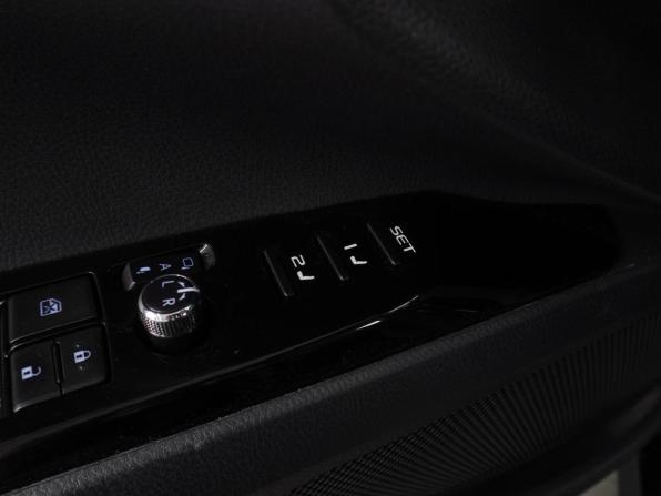 Toyota Camry VIII (XV70) с пробегом 2018 года, цена 3 234 000 рублей, 210950 км, седан, Автокод Объявления