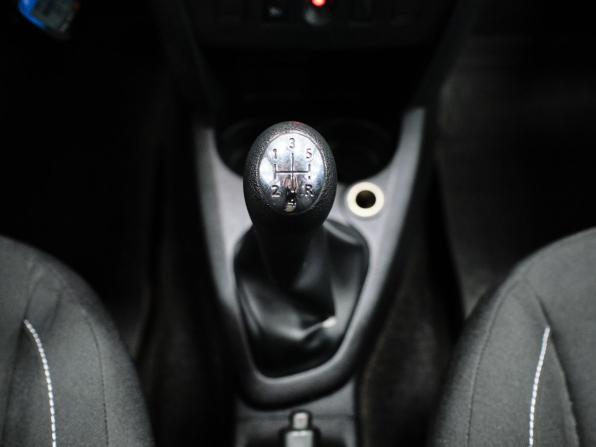 Renault Sandero II с пробегом 2015 года, цена 974 000 рублей, 68292 км, хэтчбек, Автокод Объявления