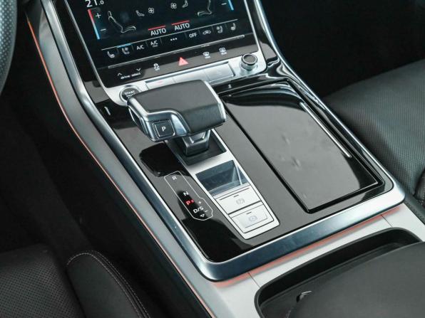 Audi Q8 I (4M) с пробегом 2022 года, цена 6 200 000 рублей, 200399 км, внедорожник, Автокод Объявления