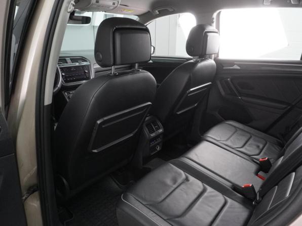 Volkswagen Tiguan II с пробегом 2017 года, цена 1 774 000 рублей, 311064 км, внедорожник, Автокод Объявления
