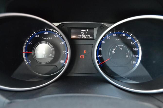 Hyundai ix35 I Рестайлинг с пробегом 2014 года, цена 1 370 000 рублей, 107498 км, внедорожник, Автокод Объявления