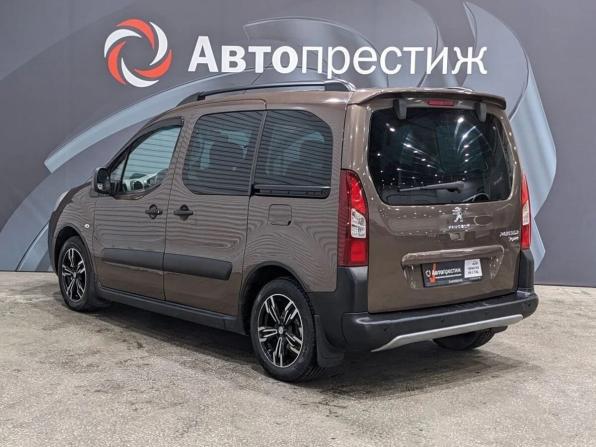 Peugeot Partner II Рестайлинг с пробегом 2013 года, цена 695 000 рублей, 128000 км, компактвэн, Автокод Объявления