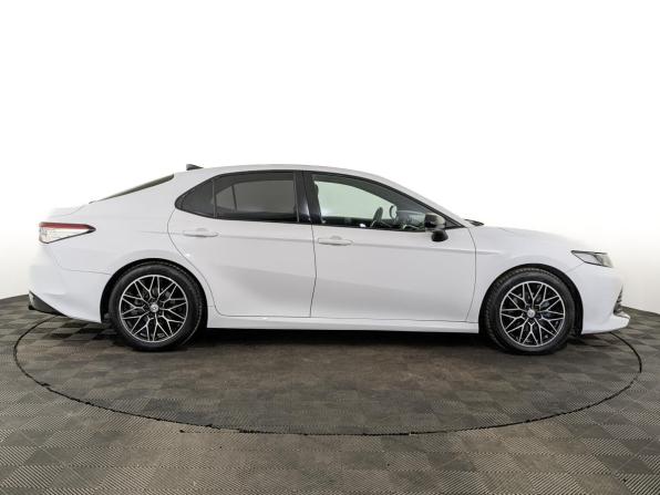 Toyota Camry VIII (XV70) с пробегом 2020 года, цена 2 600 000 рублей, 105897 км, седан, Автокод Объявления