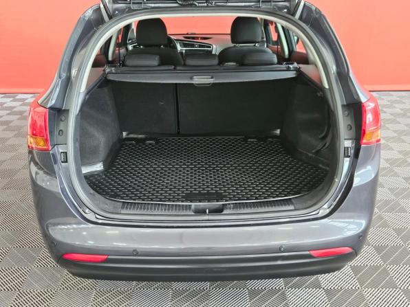 Kia Ceed II Рестайлинг с пробегом 2015 года, цена 1 275 000 рублей, 150000 км, универсал, Автокод Объявления
